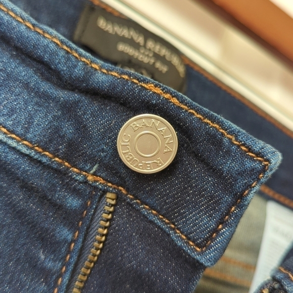 Banana Republic Classic Dark Wash Mid Rise Boot Cut Jeans Size 27/4 - Picture 10 of 14